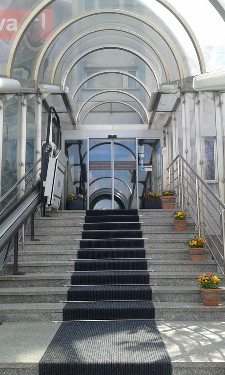 Hotel Wilanow Warszawa By Desilva المظهر الخارجي الصورة