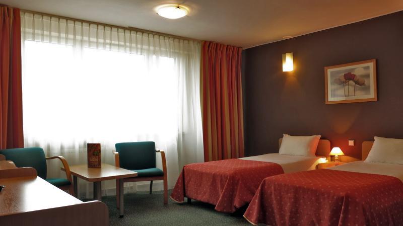 Hotel Wilanow Warszawa By Desilva المظهر الخارجي الصورة